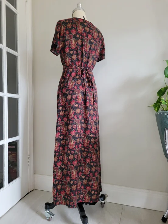 NORTHERN REFLECTIONS 90s floral paisley maxi dress with short sleeves - Picture 5 of 13